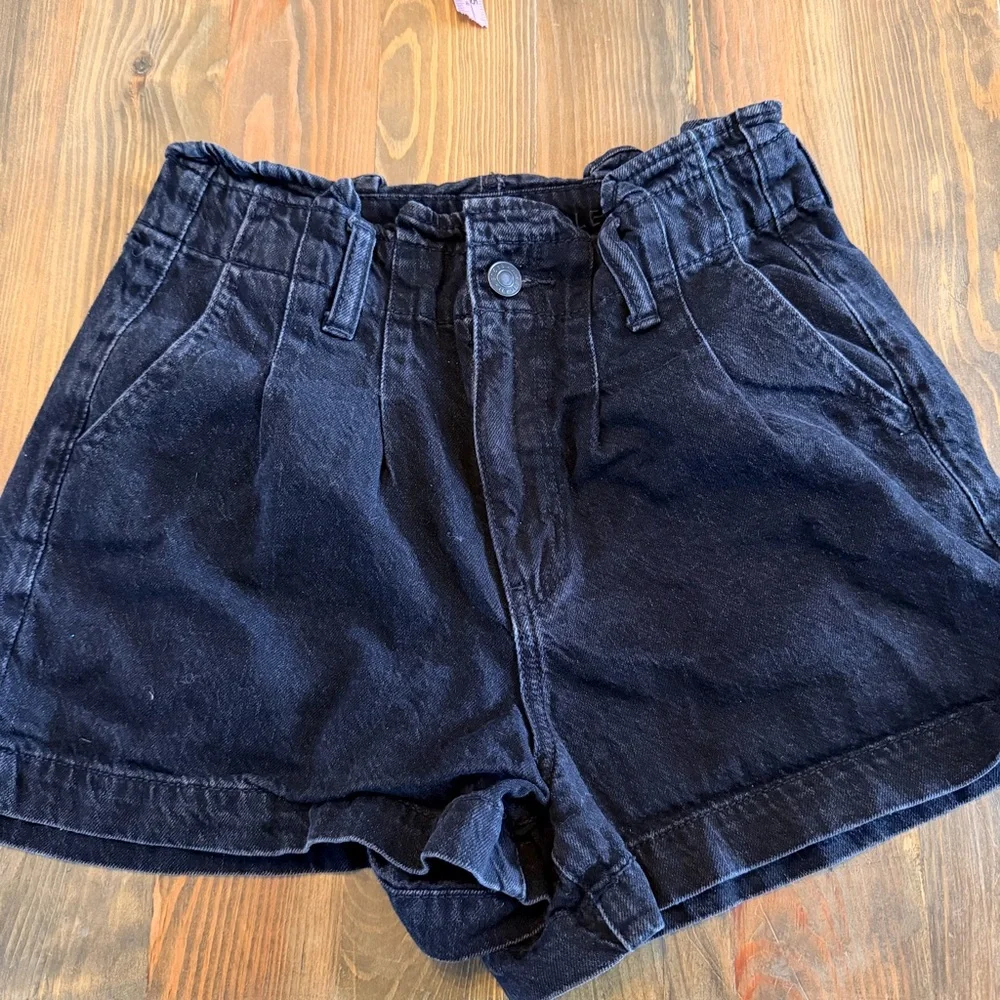 American Eagle Outfitters Black High-Waist Paperbag Shorts